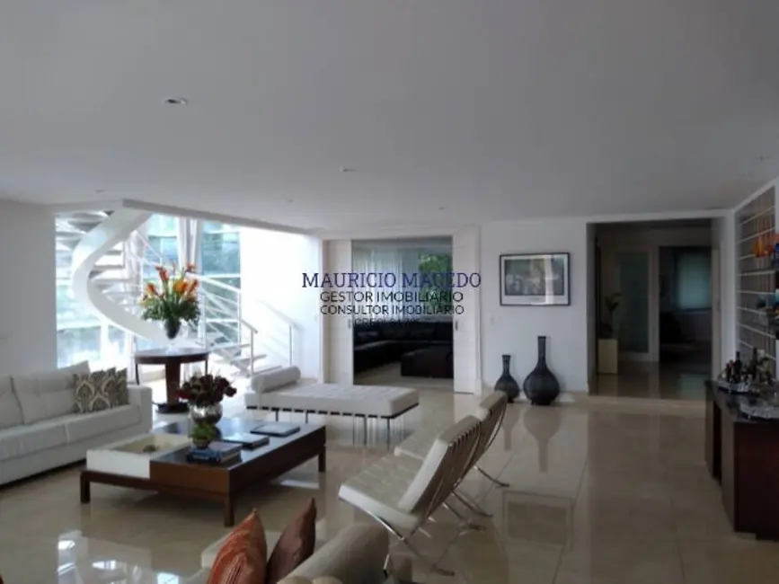 Foto 9 de Casa com 7 quartos à venda, 2200m2 em Barueri - SP