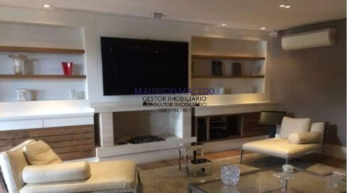 Casa com 6 quartos para alugar, 1600m2 em Alphaville Residencial Um, Barueri - SP - imagem 5 Foto 5 de Casa com 6 quartos para alugar, 1600m2 em Alphaville Residencial Um, Barueri - SP