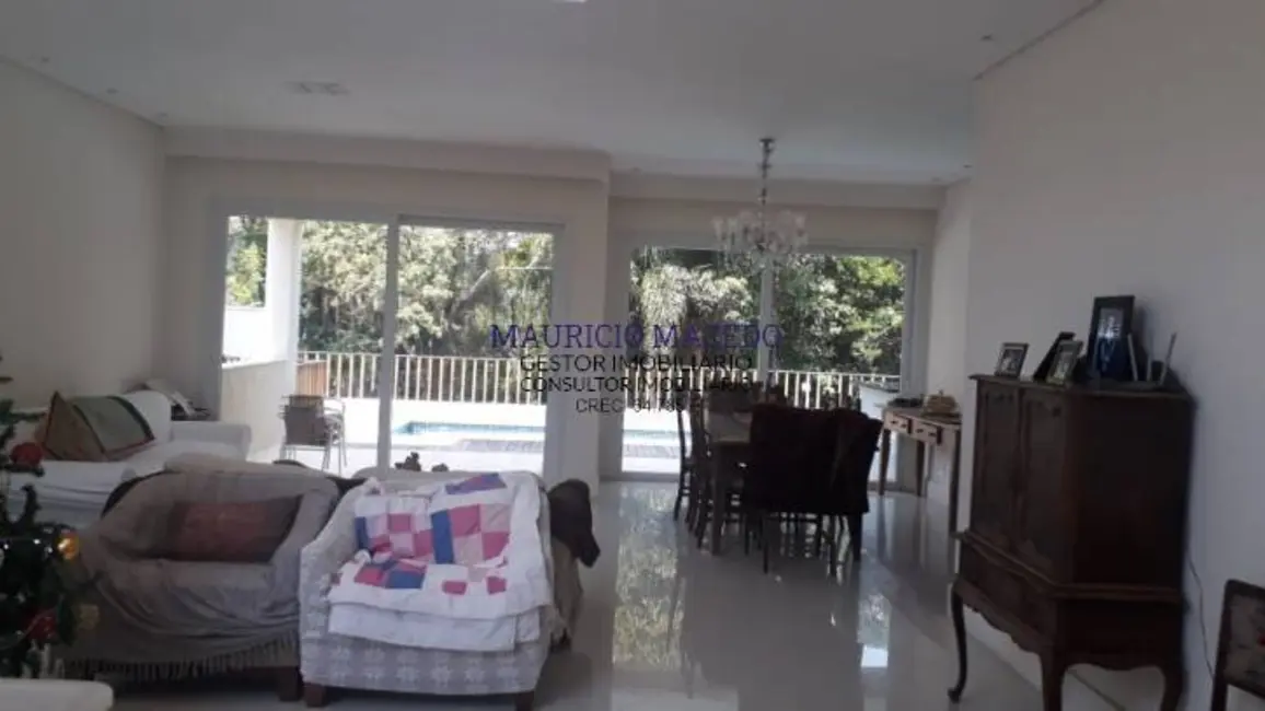 Casa com 4 quartos à venda, 420m2 em Barueri - SP - imagem 4 Foto 4 de Casa com 4 quartos à venda, 420m2 em Barueri - SP