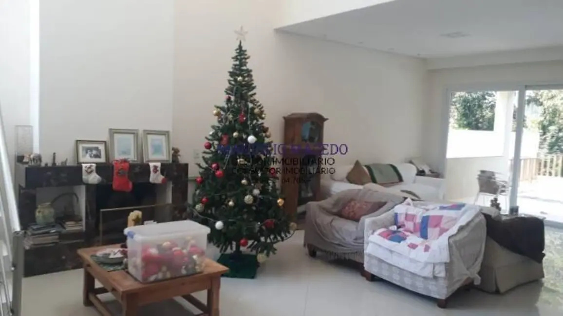 Casa com 4 quartos à venda, 420m2 em Barueri - SP - imagem 5 Foto 5 de Casa com 4 quartos à venda, 420m2 em Barueri - SP