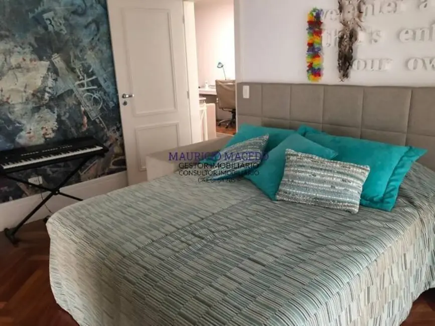 Foto 4 de Casa com 4 quartos à venda, 620m2 em Barueri - SP