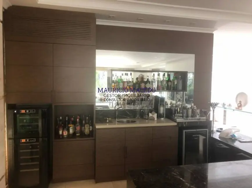 Foto 6 de Casa com 4 quartos à venda, 620m2 em Barueri - SP