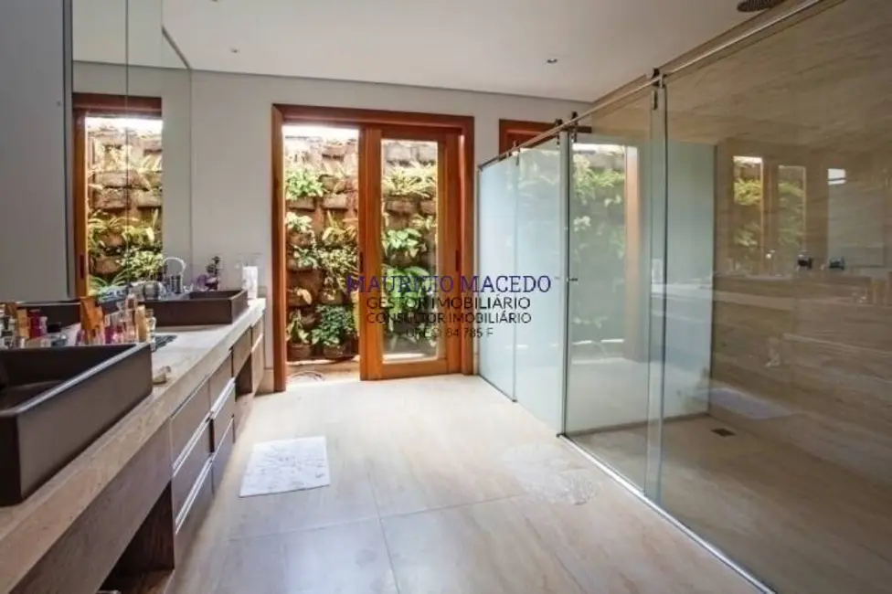 Casa com 5 quartos à venda e para alugar, 527m2 em Barueri - SP - imagem 5 Foto 5 de Casa com 5 quartos à venda e para alugar, 527m2 em Barueri - SP