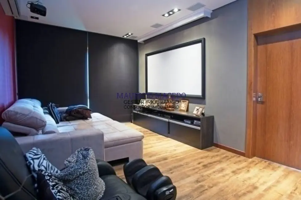 Casa com 5 quartos à venda e para alugar, 527m2 em Barueri - SP - imagem 3 Foto 3 de Casa com 5 quartos à venda e para alugar, 527m2 em Barueri - SP