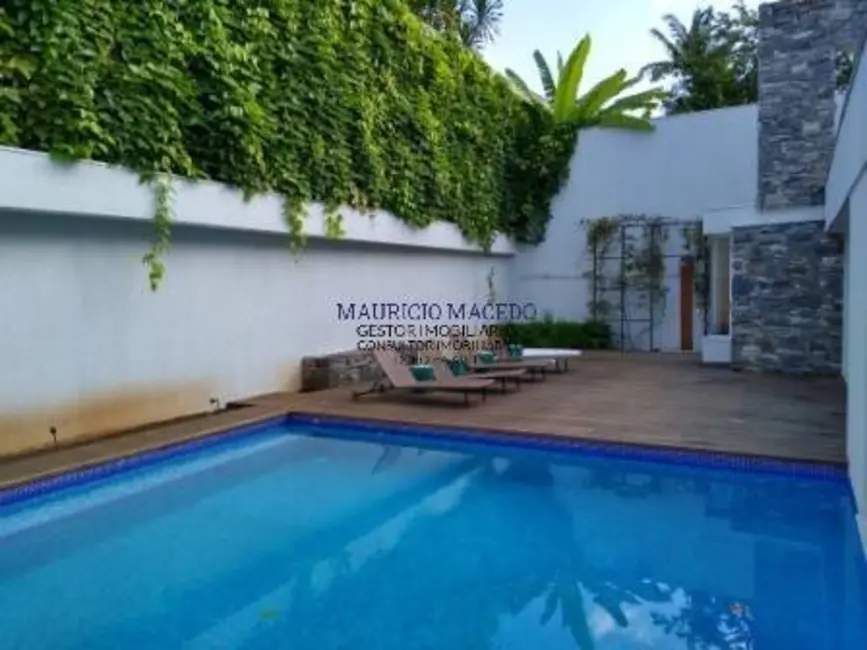 Foto 2 de Casa com 4 quartos à venda, 560m2 em Barueri - SP