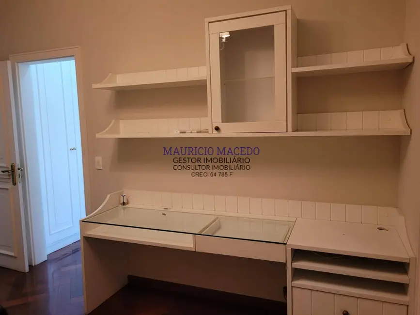 Foto 9 de Casa com 5 quartos para alugar, 880m2 em Barueri - SP