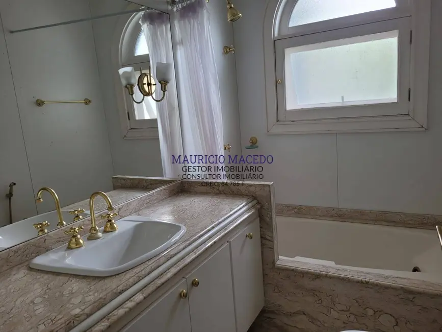 Foto 5 de Casa com 5 quartos para alugar, 880m2 em Barueri - SP