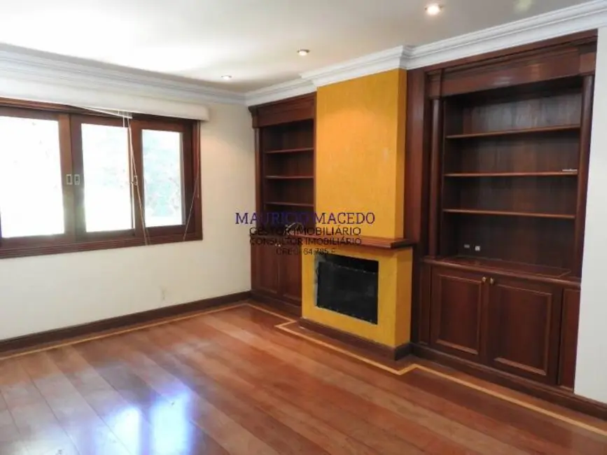 Casa com 4 quartos à venda, 1055m2 em Barueri - SP - imagem 3 Foto 3 de Casa com 4 quartos à venda, 1055m2 em Barueri - SP