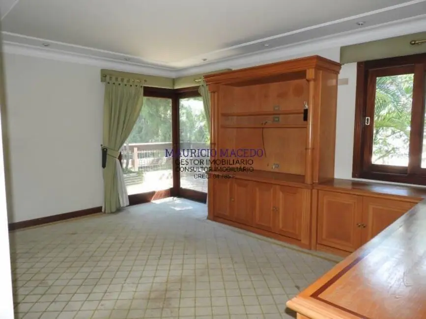 Casa com 4 quartos à venda, 1055m2 em Barueri - SP - imagem 5 Foto 5 de Casa com 4 quartos à venda, 1055m2 em Barueri - SP