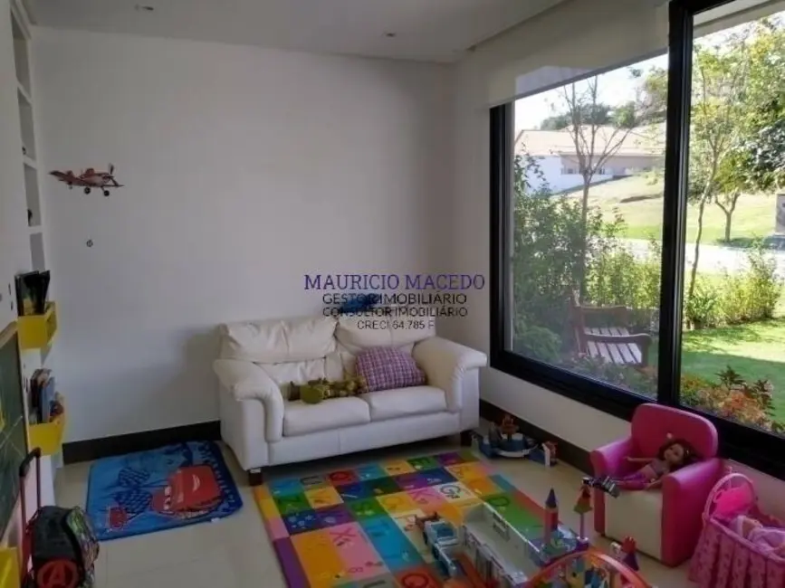 Casa com 4 quartos à venda, 450m2 em Barueri - SP - imagem 6 Foto 6 de Casa com 4 quartos à venda, 450m2 em Barueri - SP