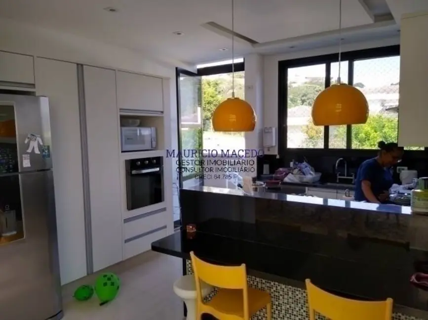 Casa com 4 quartos à venda, 450m2 em Barueri - SP - imagem 5 Foto 5 de Casa com 4 quartos à venda, 450m2 em Barueri - SP