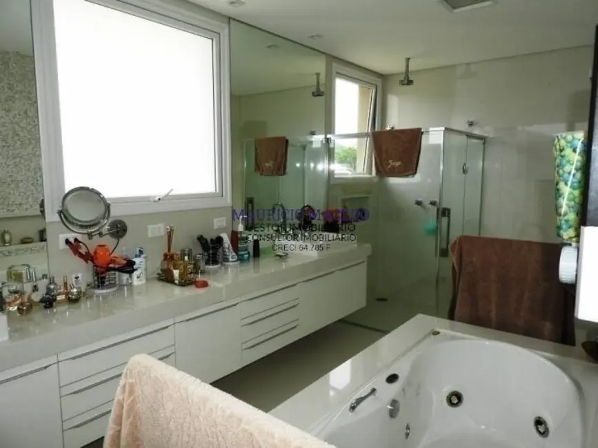 Casa com 4 quartos à venda, 536m2 em Barueri - SP - imagem 8 Foto 8 de Casa com 4 quartos à venda, 536m2 em Barueri - SP