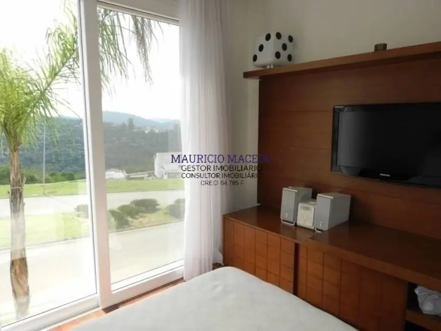 Casa com 4 quartos à venda, 536m2 em Barueri - SP - imagem 4 Foto 4 de Casa com 4 quartos à venda, 536m2 em Barueri - SP