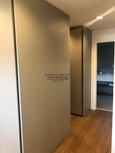 Foto 9 de Casa com 4 quartos à venda, 560m2 em Barueri - SP