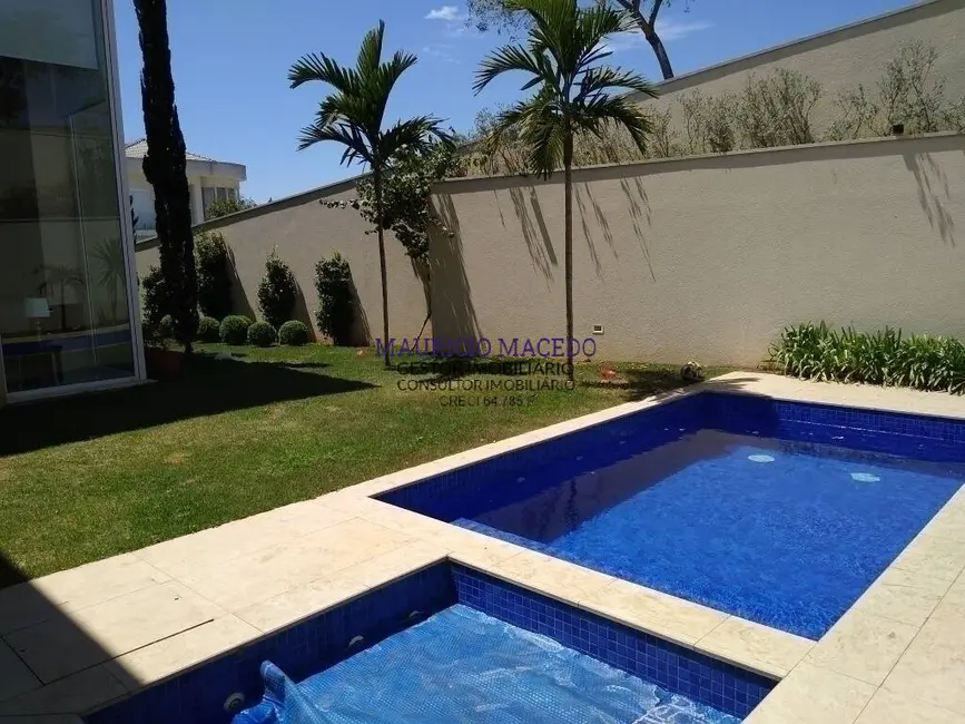 Casa com 4 quartos à venda, 598m2 em Santana De Parnaiba - SP - imagem 8 Foto 8 de Casa com 4 quartos à venda, 598m2 em Santana De Parnaiba - SP