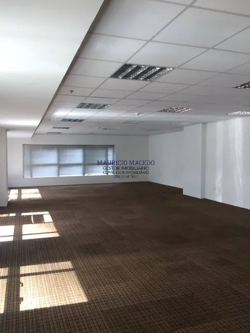 Foto 5 de Sala Comercial para alugar, 176m2 em Barueri - SP