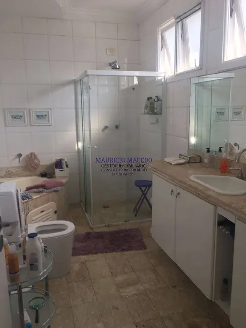 Foto 2 de Casa com 4 quartos à venda, 370m2 em Barueri - SP