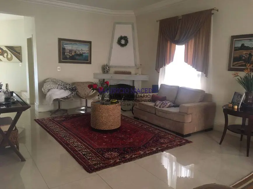 Foto 6 de Casa com 4 quartos à venda, 370m2 em Barueri - SP