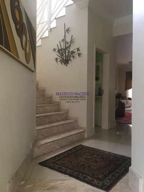 Foto 5 de Casa com 4 quartos à venda, 370m2 em Barueri - SP