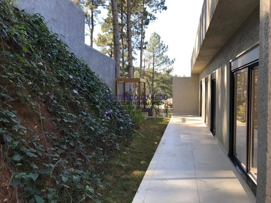 Casa com 5 quartos à venda, 1240m2 em Alphaville, Santana De Parnaiba - SP - imagem 7 Foto 7 de Casa com 5 quartos à venda, 1240m2 em Alphaville, Santana De Parnaiba - SP