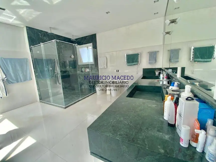 Casa com 4 quartos à venda, 1050m2 em Santana De Parnaiba - SP - imagem 7 Foto 7 de Casa com 4 quartos à venda, 1050m2 em Santana De Parnaiba - SP