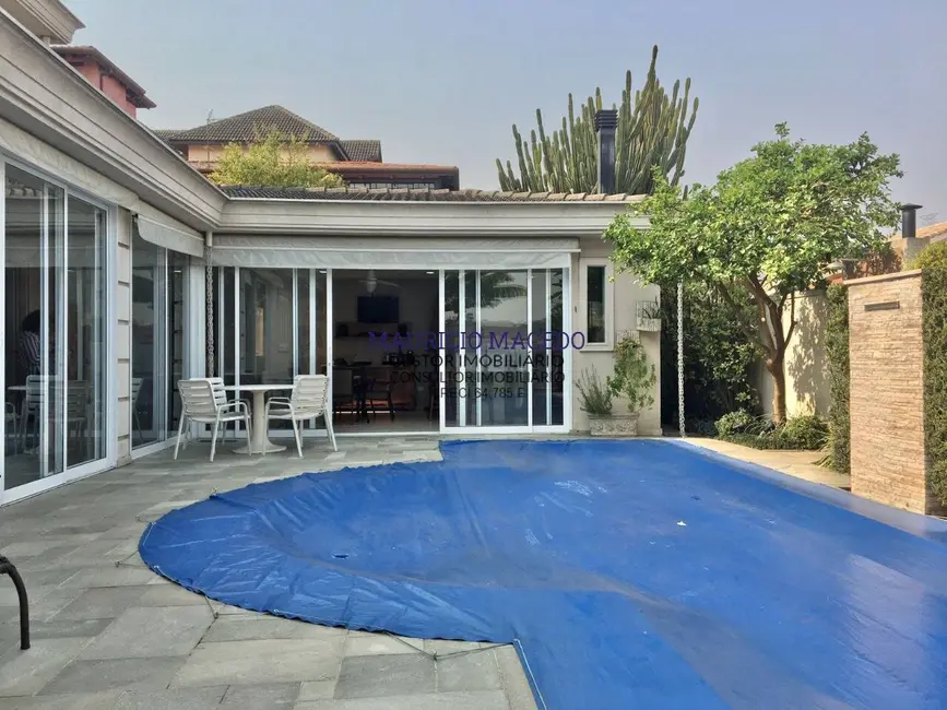 Casa com 4 quartos à venda, 525m2 em Alphaville, Santana De Parnaiba - SP - imagem 1 Foto 1 de Casa com 4 quartos à venda, 525m2 em Alphaville, Santana De Parnaiba - SP