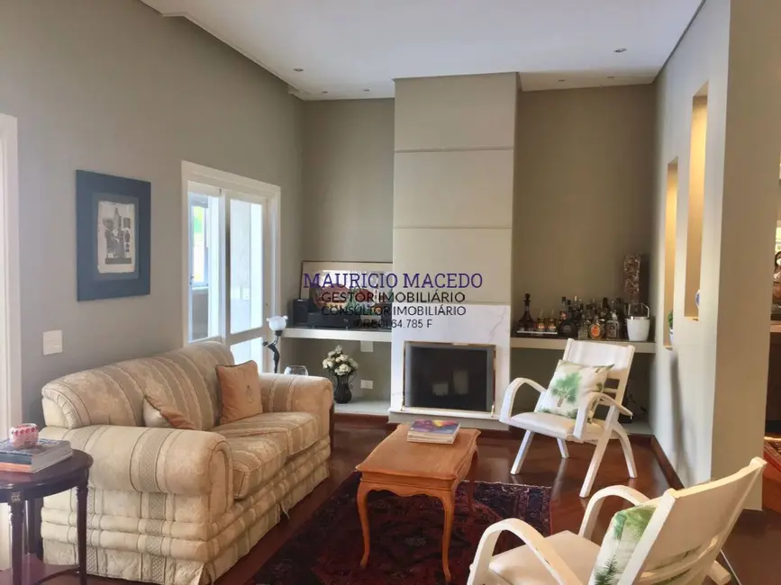 Casa com 4 quartos à venda, 525m2 em Alphaville, Santana De Parnaiba - SP - imagem 2 Foto 2 de Casa com 4 quartos à venda, 525m2 em Alphaville, Santana De Parnaiba - SP