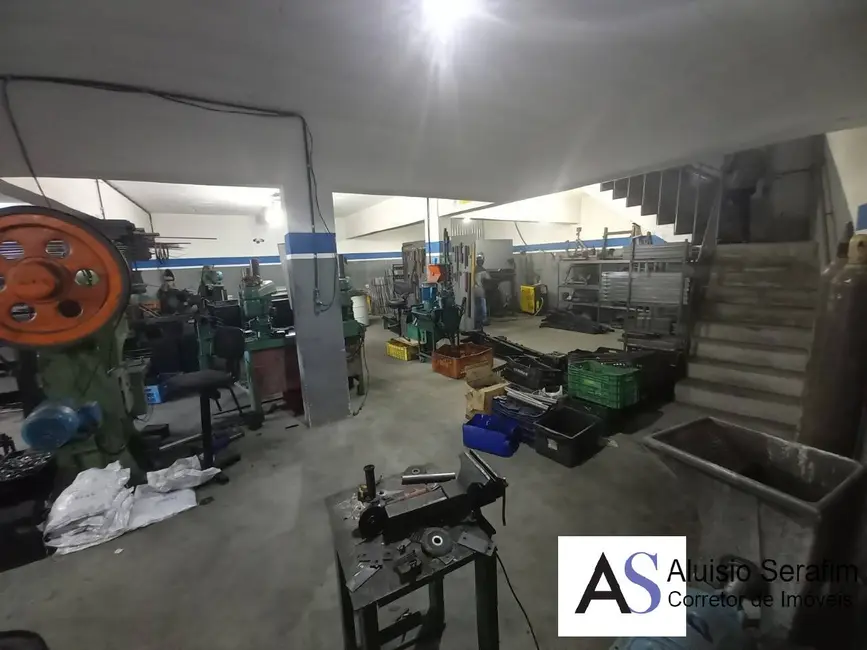 Foto 23 de Sala Comercial à venda em Jardim Ana Maria, Carapicuiba - SP