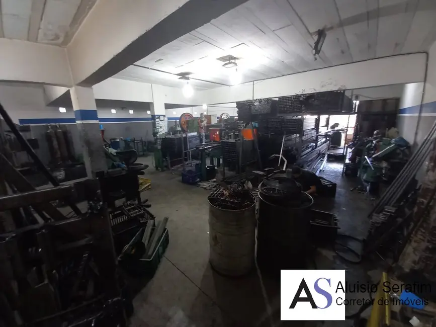 Foto 6 de Sala Comercial à venda em Jardim Ana Maria, Carapicuiba - SP