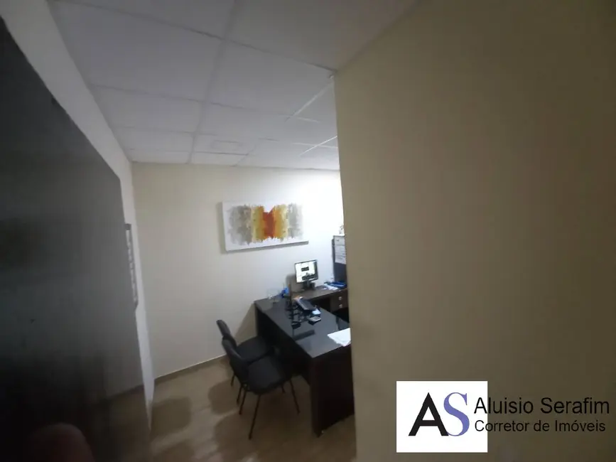 Foto 16 de Sala Comercial à venda em Jardim Ana Maria, Carapicuiba - SP