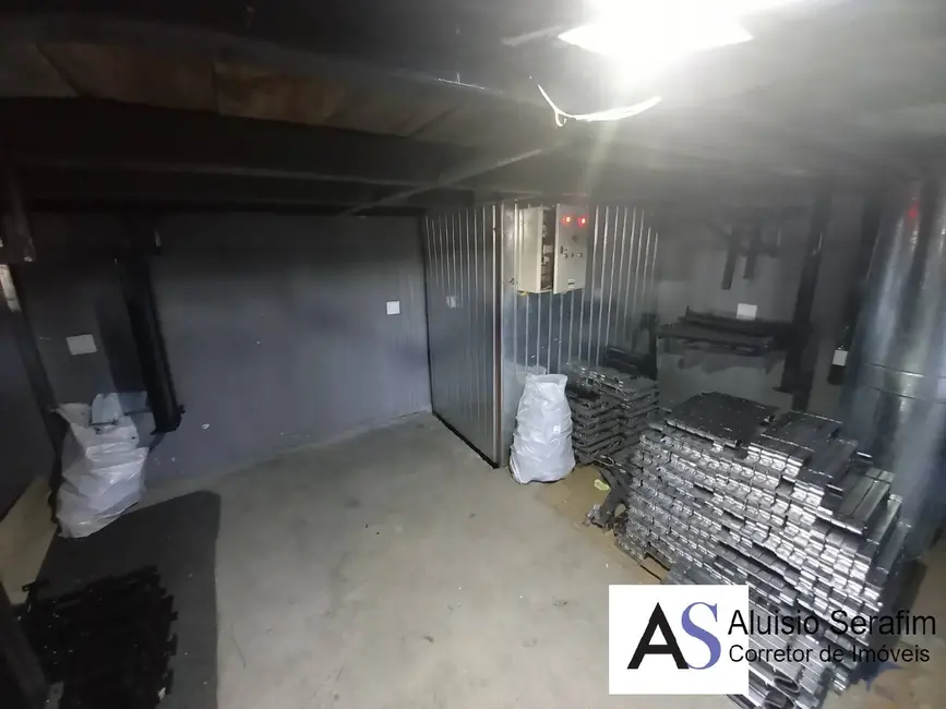 Foto 21 de Sala Comercial à venda em Jardim Ana Maria, Carapicuiba - SP