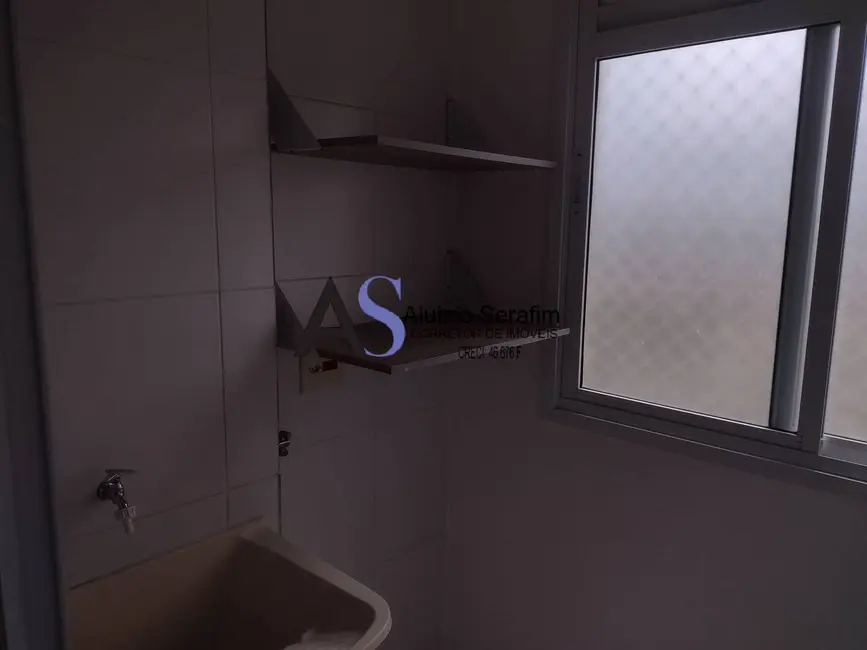 Apartamento com 2 quartos para alugar, 48m2 em Jardim Marilu, Carapicuiba - SP - imagem 8 Foto 8 de Apartamento com 2 quartos para alugar, 48m2 em Jardim Marilu, Carapicuiba - SP
