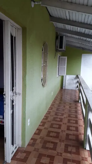 Casa com 3 quartos à venda, 156m2 em Jardim Carvalho, Porto Alegre - RS - imagem 5 Foto 5 de Casa com 3 quartos à venda, 156m2 em Jardim Carvalho, Porto Alegre - RS