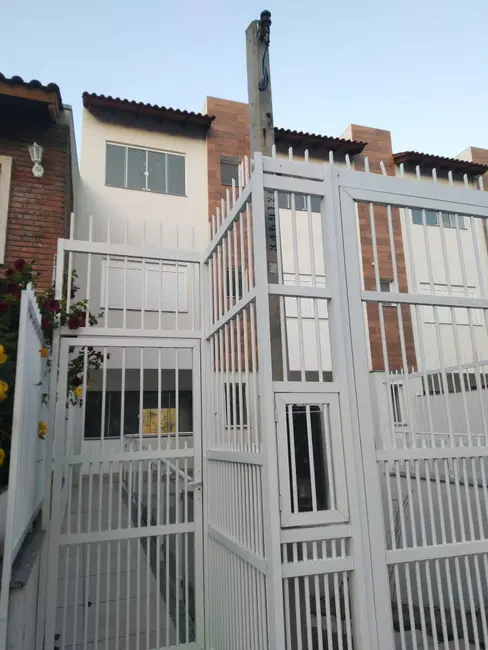 Foto 3 de Casa com 3 quartos à venda, 169m2 em Hípica, Porto Alegre - RS