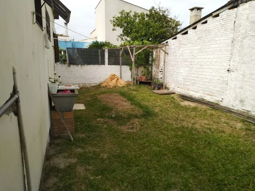 Casa com 2 quartos à venda, 123m2 em Tramandai - RS - imagem 7 Foto 7 de Casa com 2 quartos à venda, 123m2 em Tramandai - RS
