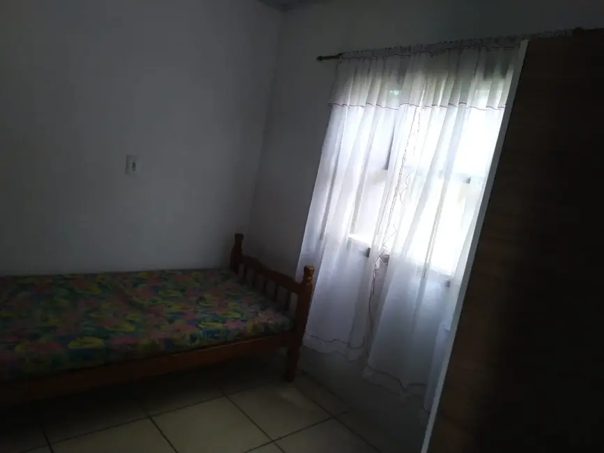Foto 26 de Casa com 2 quartos à venda, 123m2 em Tramandai - RS