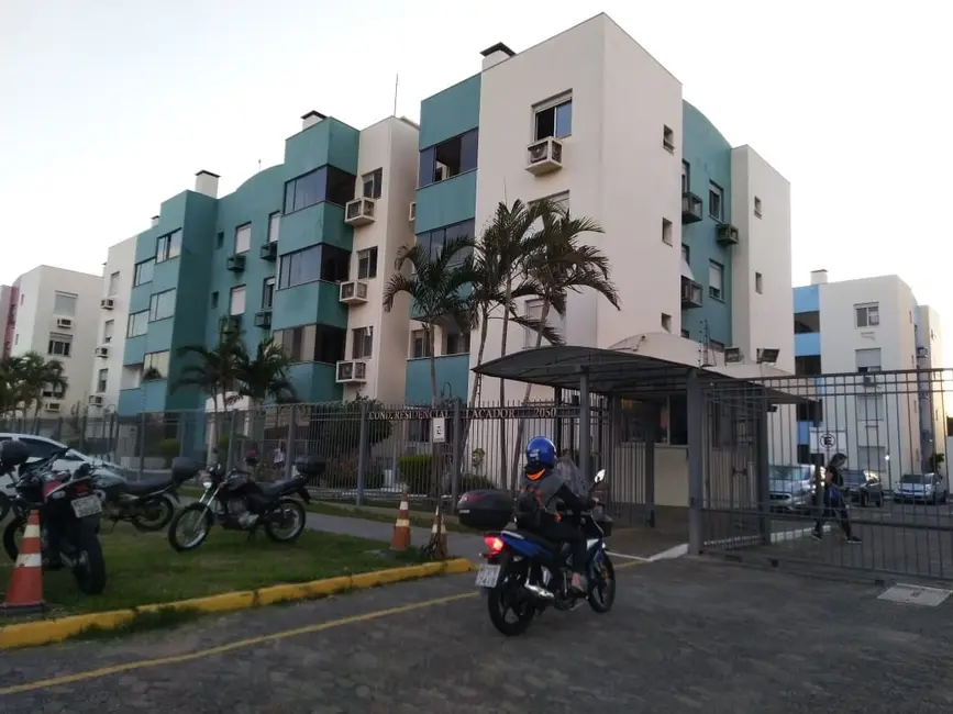 Foto 2 de Apartamento com 2 quartos à venda, 54m2 em Humaitá, Porto Alegre - RS