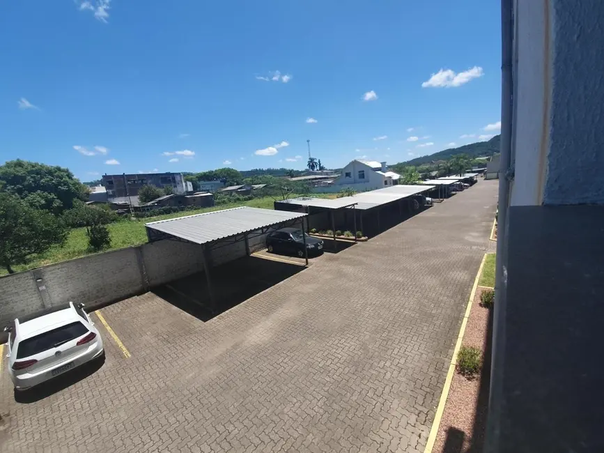 Foto 6 de Apartamento com 2 quartos à venda, 59m2 em Montenegro - RS