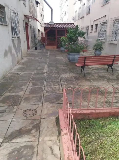 Apartamento com 1 quarto à venda, 27m2 em Jardim Leopoldina, Porto Alegre - RS - imagem 8 Foto 8 de Apartamento com 1 quarto à venda, 27m2 em Jardim Leopoldina, Porto Alegre - RS