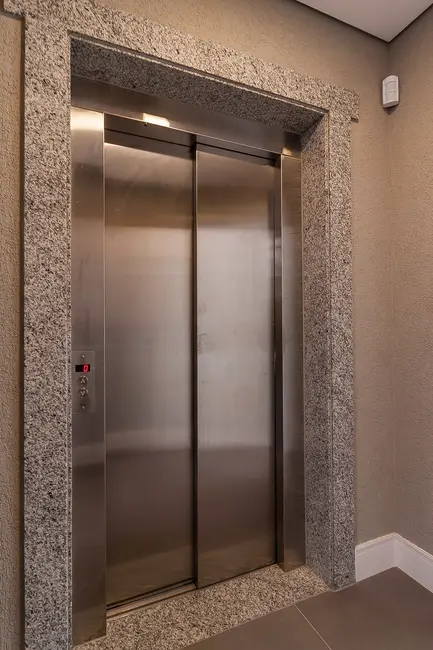 Foto 7 de Apartamento com 2 quartos à venda, 52m2 em Floresta, Porto Alegre - RS