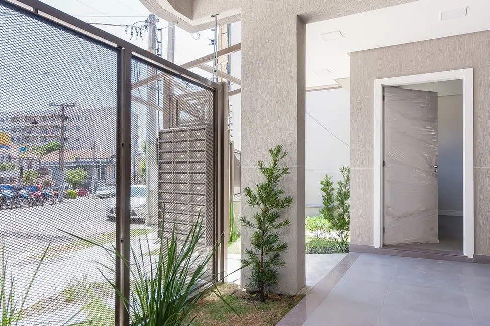 Foto 4 de Apartamento com 2 quartos à venda, 52m2 em Floresta, Porto Alegre - RS