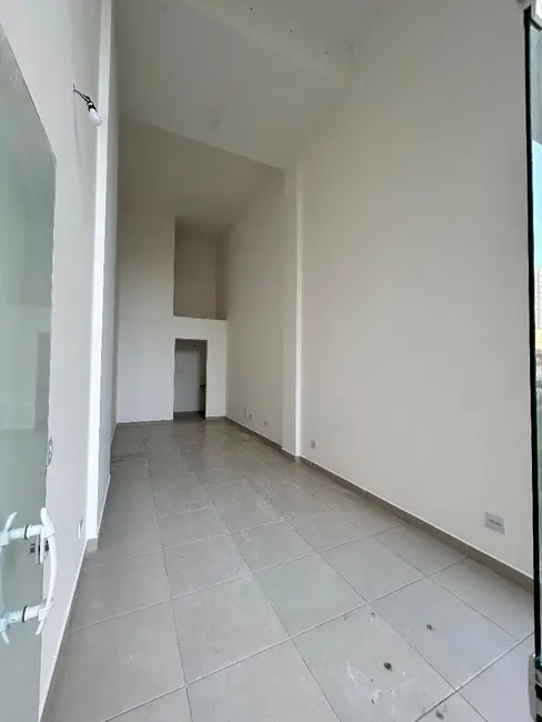 Loja para alugar, 31m2 em Vila Velha - ES - imagem 3 Foto 3 de Loja para alugar, 31m2 em Vila Velha - ES