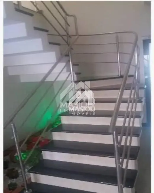 Casa com 4 quartos à venda, 300m2 em Industrial, Vila Velha - ES - imagem 7 Foto 7 de Casa com 4 quartos à venda, 300m2 em Industrial, Vila Velha - ES