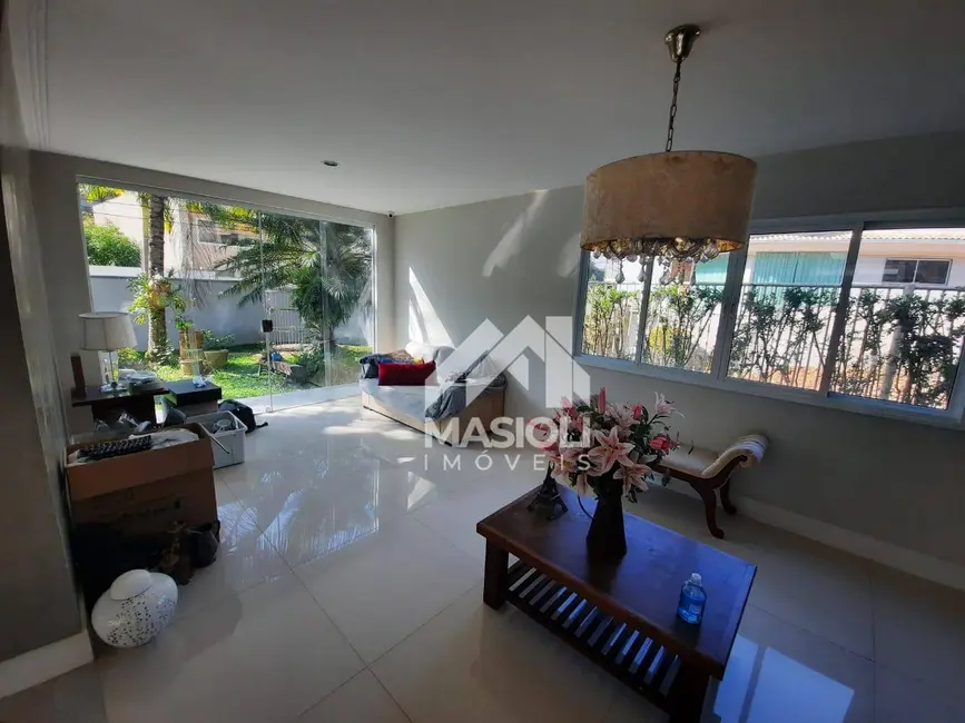 Casa de Condomínio com 6 quartos à venda, 700m2 em Fradinhos, Vitoria - ES - imagem 8 Foto 8 de Casa de Condomínio com 6 quartos à venda, 700m2 em Fradinhos, Vitoria - ES