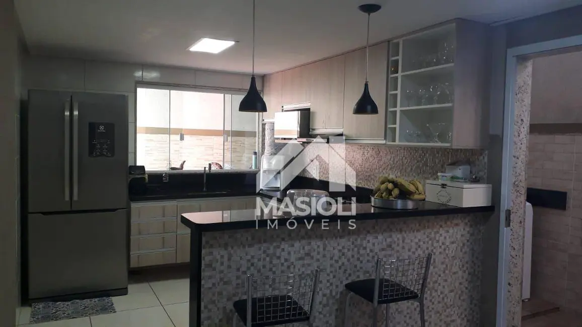 Foto 1 de Casa de Condomínio com 3 quartos à venda, 150m2 em Santos Dumont, Vila Velha - ES