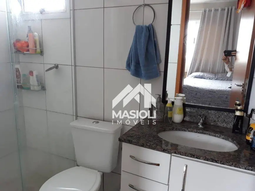 Apartamento com 2 quartos à venda, 54m2 em Ilha dos Bentos, Vila Velha - ES - imagem 3 Foto 3 de Apartamento com 2 quartos à venda, 54m2 em Ilha dos Bentos, Vila Velha - ES