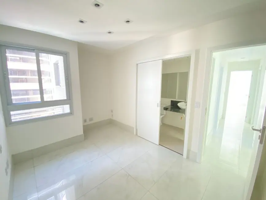 Apartamento com 4 quartos à venda, 154m2 em Praia da Costa, Vila Velha - ES - imagem 8 Foto 8 de Apartamento com 4 quartos à venda, 154m2 em Praia da Costa, Vila Velha - ES