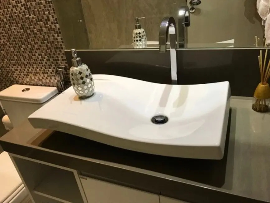 Apartamento com 4 quartos à venda, 145m2 em Vila Velha - ES - imagem 9 Foto 9 de Apartamento com 4 quartos à venda, 145m2 em Vila Velha - ES