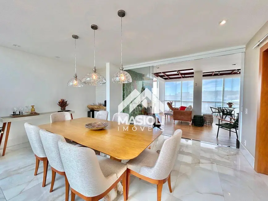 Casa de Condomínio com 4 quartos à venda, 607m2 em Interlagos, Vila Velha - ES - imagem 4 Foto 4 de Casa de Condomínio com 4 quartos à venda, 607m2 em Interlagos, Vila Velha - ES