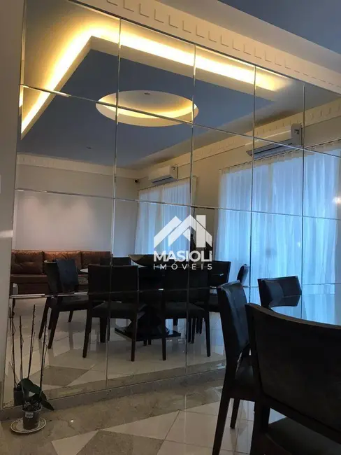 Casa com 3 quartos à venda, 300m2 em Vila Velha - ES - imagem 6 Foto 6 de Casa com 3 quartos à venda, 300m2 em Vila Velha - ES